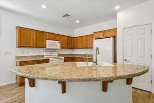 4747 E Narrowleaf Dr, Gilbert, AZ 85298 - Photo 9