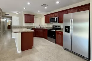 113 W Wagoner Rd, Phoenix, AZ 85023 - Photo 7