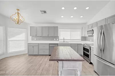 3945 E Salinas Street, Phoenix, AZ 85044 - Photo 9