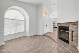 3945 E Salinas St, Phoenix, AZ 85044 - Photo 5