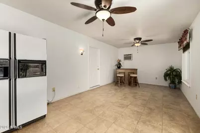 9404 W Hidden Valley Circle, Sun City, AZ 85351 - Photo 11