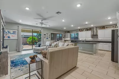 17157 W Laurie Lane, Waddell, AZ 85355 - Photo 5