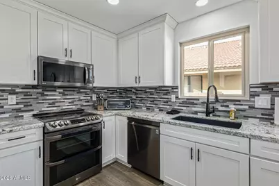 26241 S Lakemont Drive, Sun Lakes, AZ 85248 - Photo 41