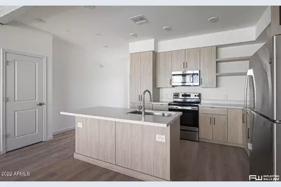 16655 E El Lago Boulevard #Unit 205, Fountain Hills, AZ 85268 - Photo 11
