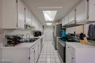 10410 N 7th Pl, Phoenix, AZ 85020 - Photo 13