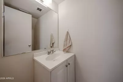 10410 N 7th Place #2, Phoenix, AZ 85020 - Photo 19