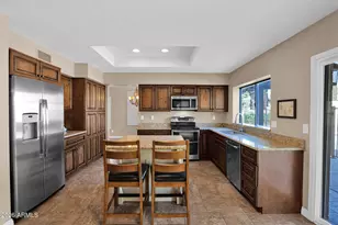 9106 E Voltaire Dr, Scottsdale, AZ 85260 - Photo 9