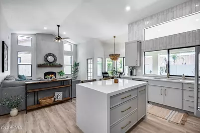 9811 E Sutton Drive, Scottsdale, AZ 85260 - Photo 13