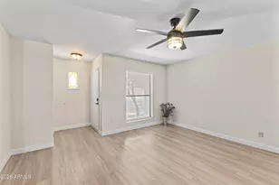 1425 E Desert Cove Ave, Phoenix, AZ 85020 - Photo 7