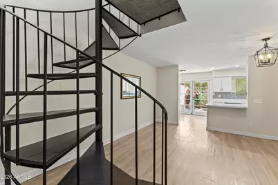 1425 E Desert Cove Avenue #15, Phoenix, AZ 85020 - Photo 7