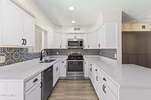 1425 E Desert Cove Ave, Phoenix, AZ 85020 - Photo 15