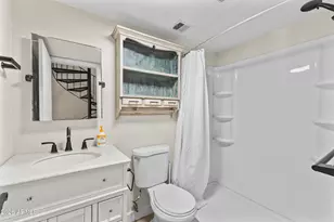1425 E Desert Cove Ave, Phoenix, AZ 85020 - Photo 11
