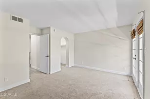 1425 E Desert Cove Ave, Phoenix, AZ 85020 - Photo 23