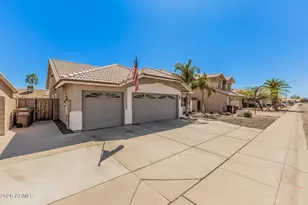 8517 W Joan De Arc Ave, Peoria, AZ 85381 - Photo 7