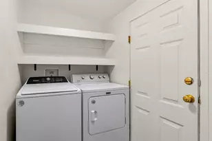 4873 E Bullwinkle Dr, Flagstaff, AZ 86004 - Photo 9