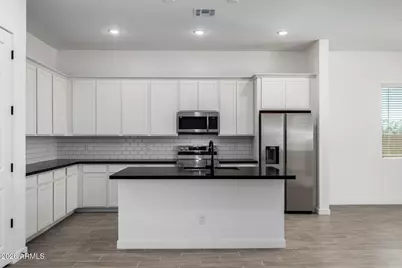 31512 N Hayweather Lane, San Tan Valley, AZ 85143 - Photo 7