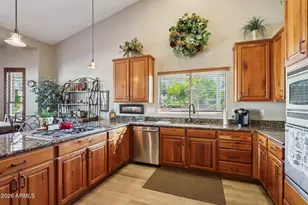 2723 N 159th Dr, Goodyear, AZ 85395 - Photo 9