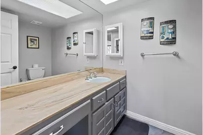 8464 N 7th Avenue, Phoenix, AZ 85021 - Photo 21