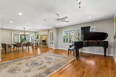 9817 N 36th Street, Phoenix, AZ 85028 - Photo 13