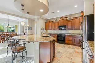 12926 W Brookhart Way, Peoria, AZ 85383 - Photo 9