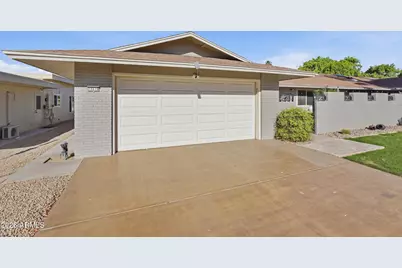 18410 N 104th Avenue N, Sun City, AZ 85373 - Photo 11