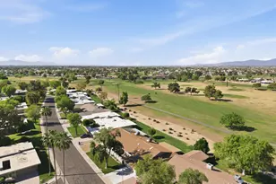 18410 N 104th Ave N, Sun City, AZ 85373 - Photo 9