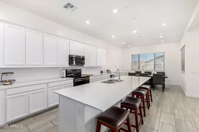 23929 N 166th Lane, Surprise, AZ 85387 - Photo 7