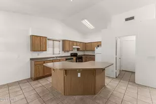 226 W Gail Dr, Gilbert, AZ 85233 - Photo 11