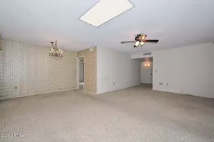 10226 W Forrester Dr, Sun City, AZ 85351 - Photo 9