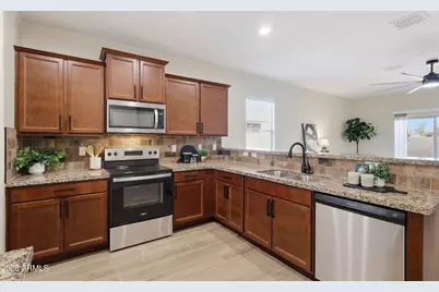 24571 W Sheraton Lane, Buckeye, AZ 85326 - Photo 13