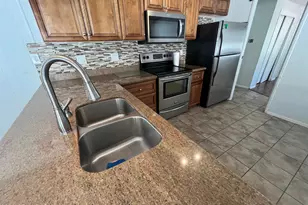 10960 N 67th Ave, Glendale, AZ 85304 - Photo 3