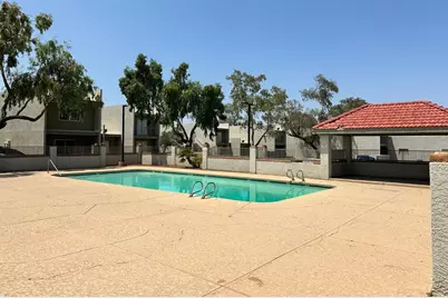 2801 E Monte Cristo Avenue #Apt 201, Phoenix, AZ 85032 - Photo 1