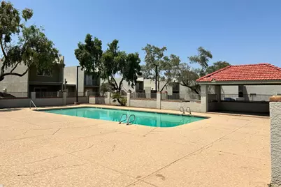 2801 E Monte Cristo Avenue #Apt 201, Phoenix, AZ 85032 - Photo 1