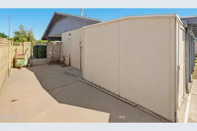 13618 N 21st Drive, Phoenix, AZ 85029 - Photo 39