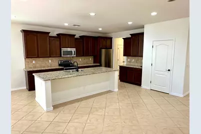 4261 N 180th Lane, Goodyear, AZ 85395 - Photo 7