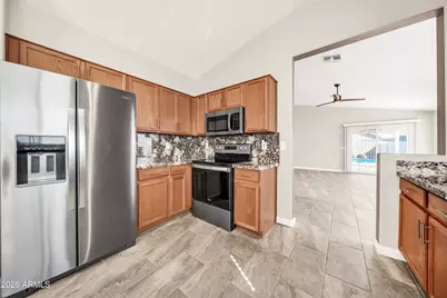 8632 W Kathleen Road, Peoria, AZ 85382 - Photo 13