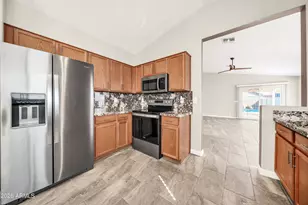 8632 W Kathleen Rd, Peoria, AZ 85382 - Photo 13