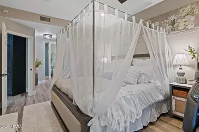 5350 E Deer Valley Drive #1250, Phoenix, AZ 85054 - Photo 7