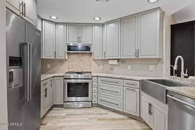 5350 E Deer Valley Drive #1250, Phoenix, AZ 85054 - Photo 13