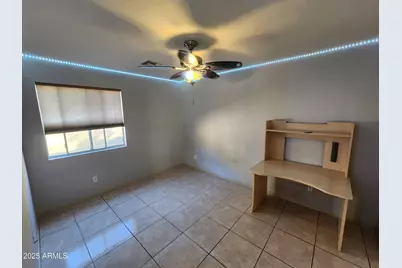19417 N 7th Drive, Phoenix, AZ 85027 - Photo 17