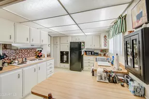 2305 N Floyd Dr, Mesa, AZ 85215 - Photo 19