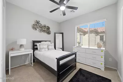 9422 W Palm Lane, Phoenix, AZ 85037 - Photo 23