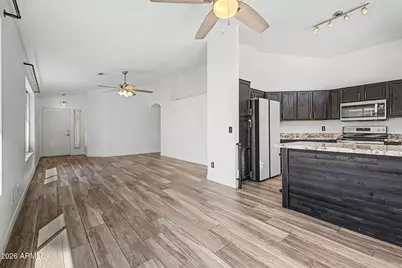 109 W Mohawk Drive, Phoenix, AZ 85027 - Photo 7