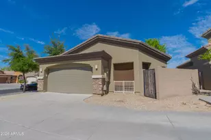3921 E Sophie Ln, Phoenix, AZ 85042 - Photo 47