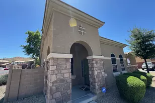 3921 E Sophie Ln, Phoenix, AZ 85042 - Photo 1