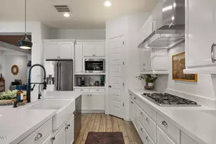 10564 E Stearn Ave, Mesa, AZ 85212 - Photo 17