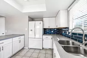 860 S Rio Dr, Chandler, AZ 85225 - Photo 9