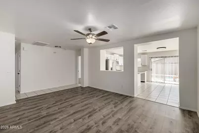 7933 W Mission Lane, Peoria, AZ 85345 - Photo 9