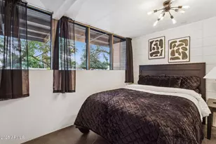 4324 E Stanford Dr, Phoenix, AZ 85018 - Photo 31