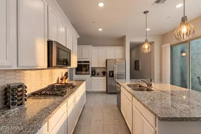 1914 N 140th Avenue, Goodyear, AZ 85395 - Photo 3